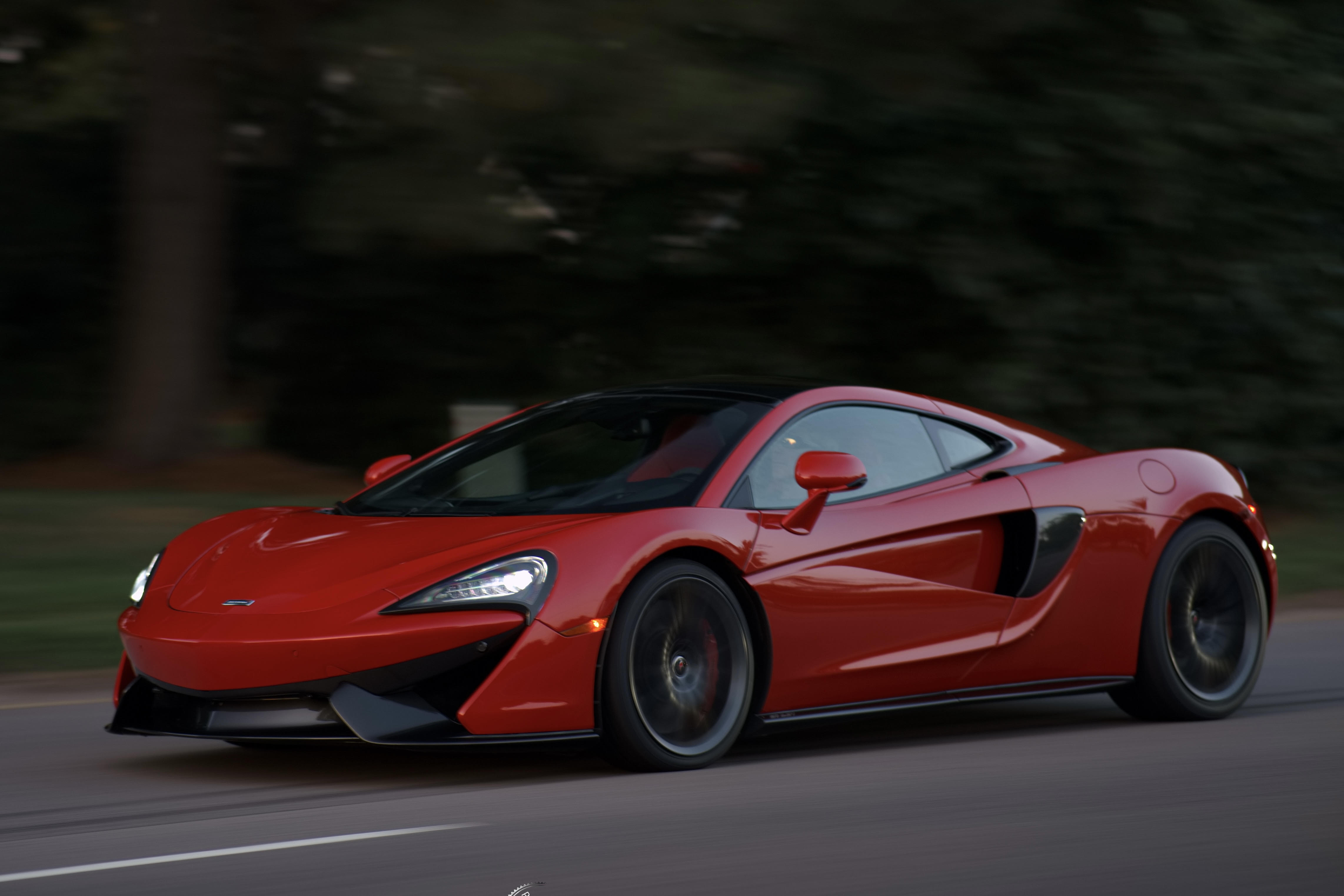McLaren 570GT